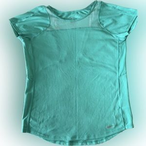 Nike | Performance Short Sleeve T | Women’s | Small